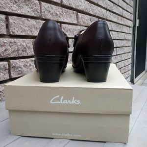 Clark's Emslie Warren NEW 10 Wide Brown Shoe